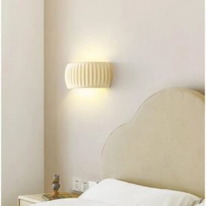 Ceramiczna Lampa Ścienna LED – Nowoczesne Oświetlenie Dekoracyjne – Biały